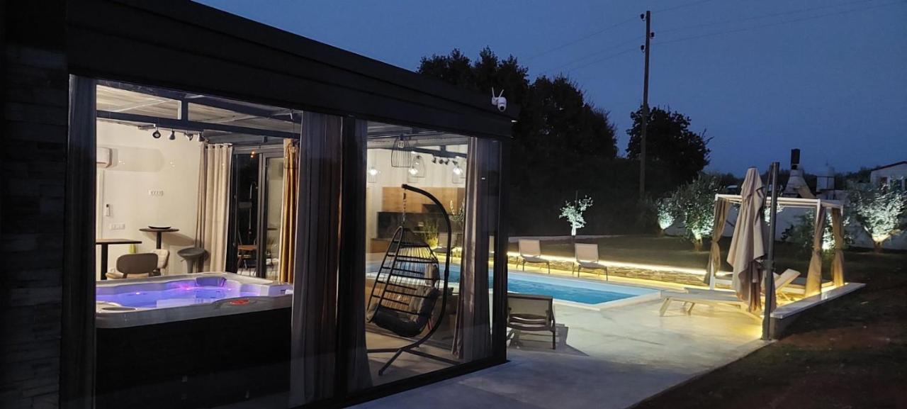 Hacienda Matea - Jacuzzi, Pool, Playground & Bbq In An Olive Grove Near Beaches, - Istria Vila *