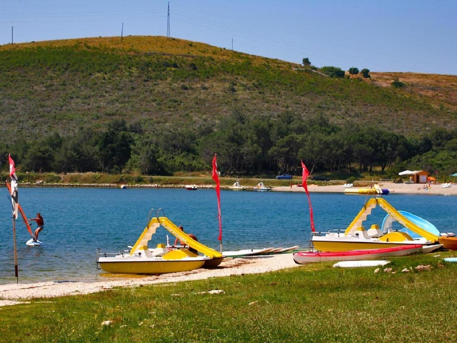 Vila Hacienda Matea - Jacuzzi, Pool, Playground & Bbq In An Olive Grove Near Beaches, - Istria Pula