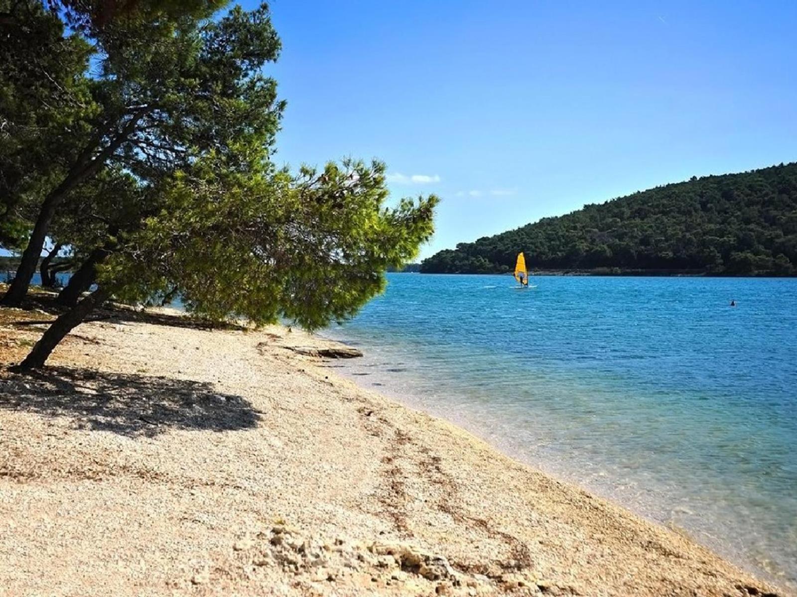 Hacienda Matea - Jacuzzi, Pool, Playground & Bbq In An Olive Grove Near Beaches, - Istria * Pula