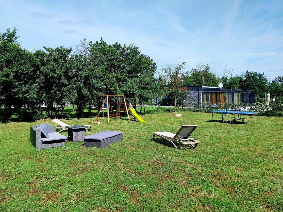 Hacienda Matea - Jacuzzi, Pool, Playground & Bbq In An Olive Grove Near Beaches, - Istria *