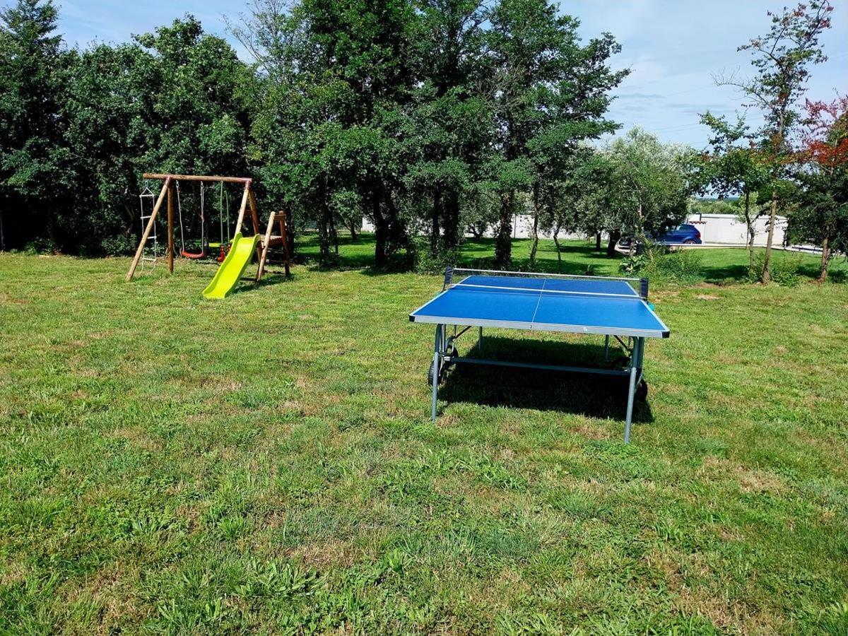 Hacienda Matea - Jacuzzi, Pool, Playground & Bbq In An Olive Grove Near Beaches, - Istria *